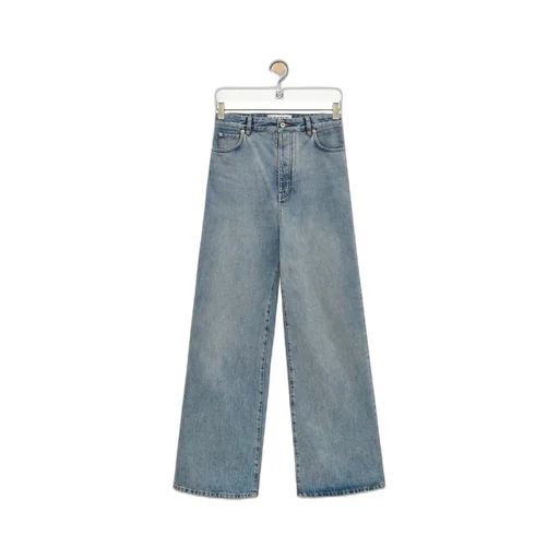 Wide leg jeans in denim