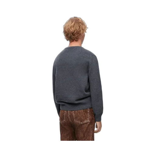 Sweater in wool