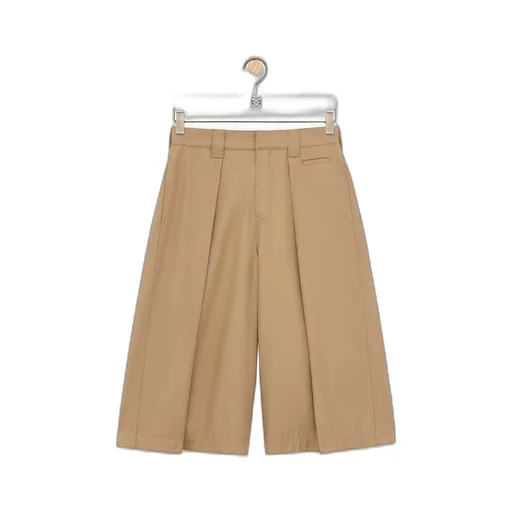 Pleated shorts in cotton