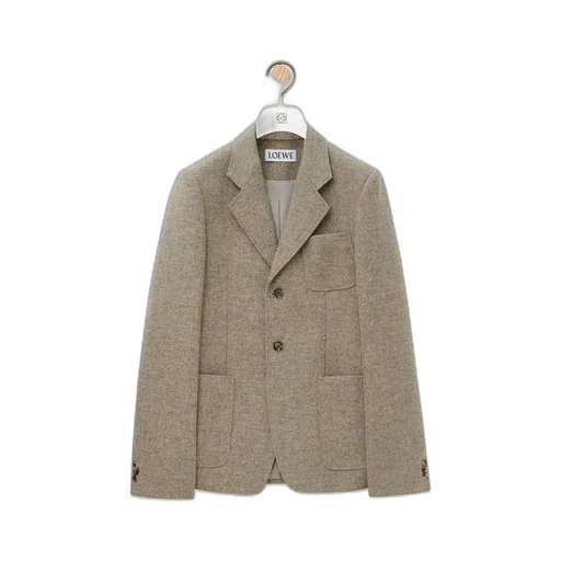 Jacket in wool