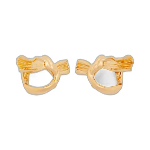 Knuckle Not earrings in gold