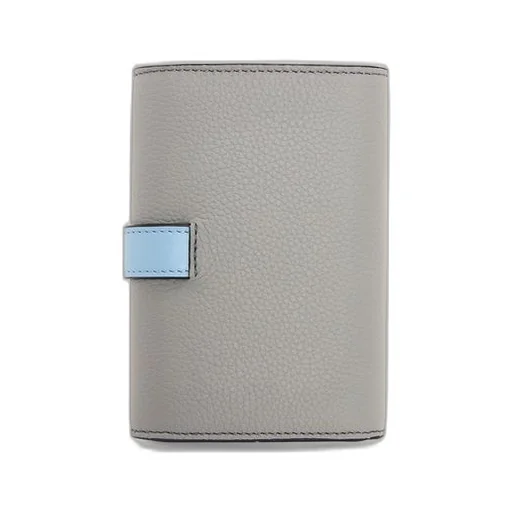 Small vertical wallet in soft grained calfskin