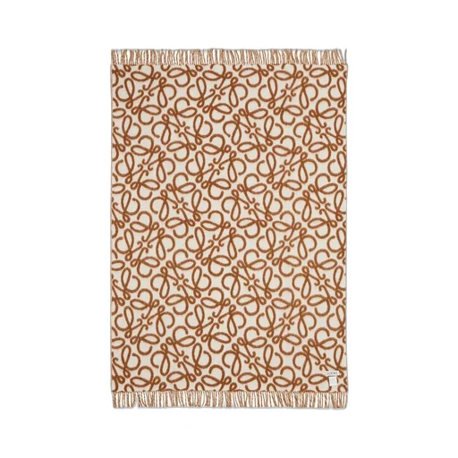 Anagram blanket in alpaca and wool
