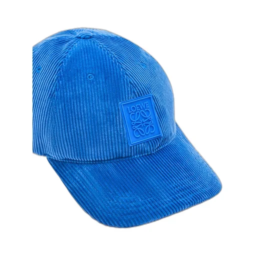 Patch cap in corduroy