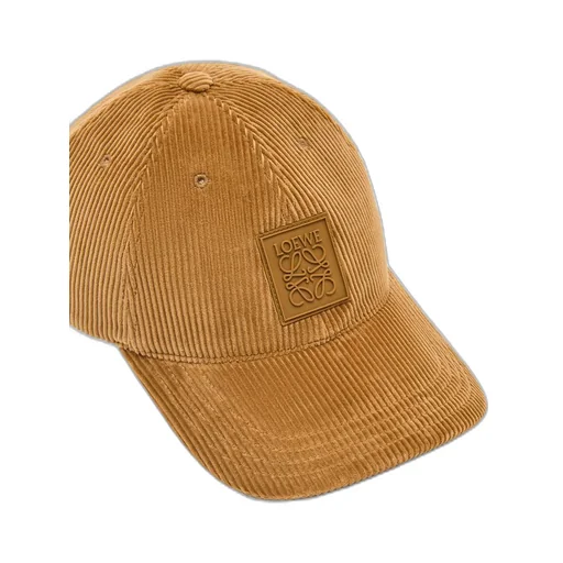 Patch cap in corduroy