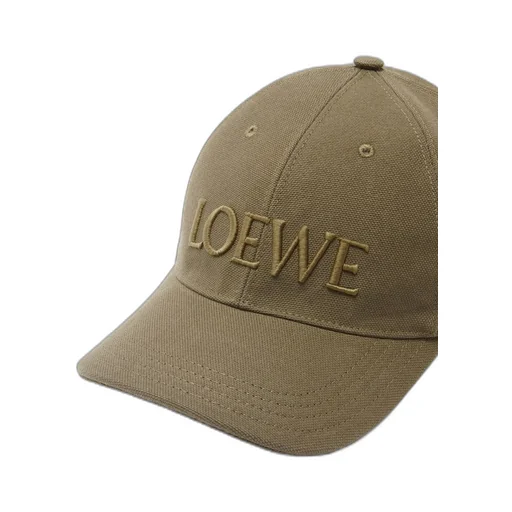 Cap in canvas
