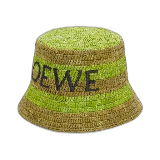 Bucket hat in raffia