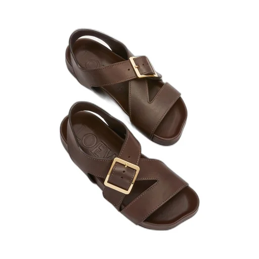 Ease Buckle sandal in vegetal calfskin