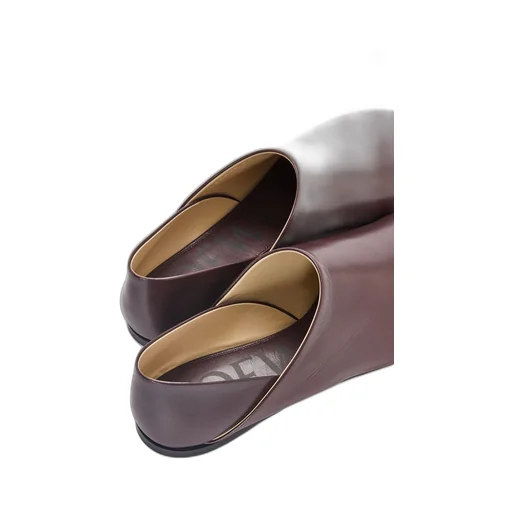 Toy slipper in goatskin