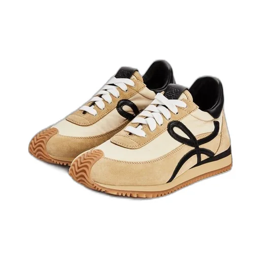 Flow Runner in nylon and suede