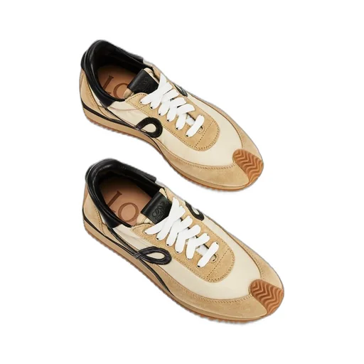 Flow Runner in nylon and suede
