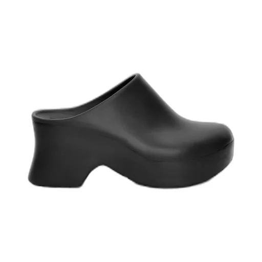 Foam clog in light foam rubber