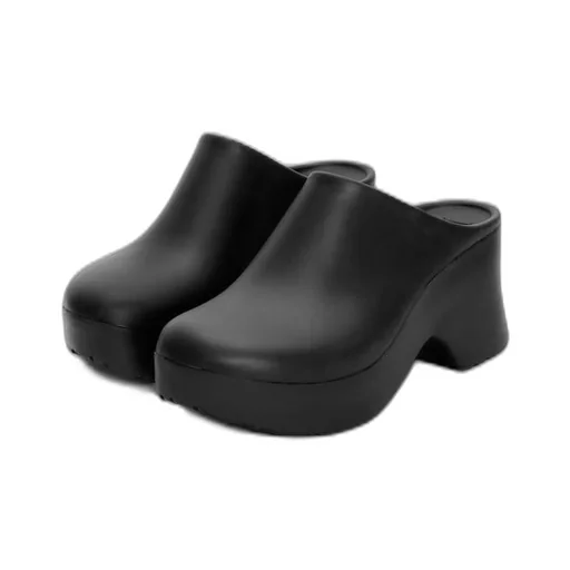 Foam clog in light foam rubber