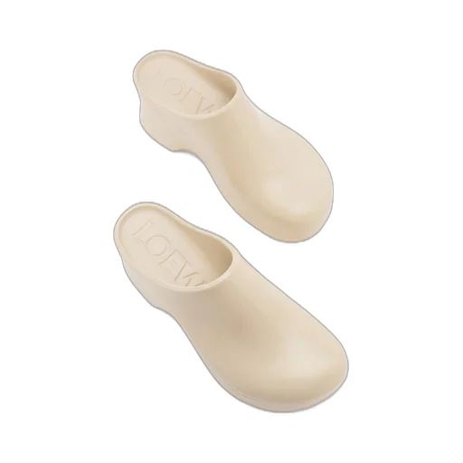 Foam clog in light foam rubber