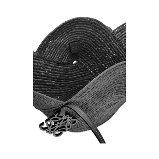 Petal basket bag in raffia and calfskin