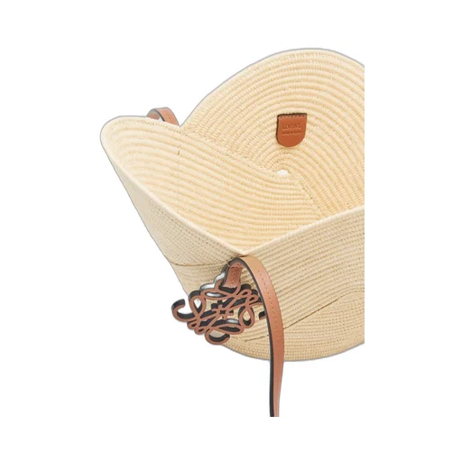 Petal basket bag in raffia and calfskin