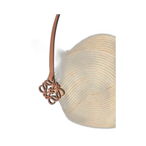 Petal basket bag in raffia and calfskin