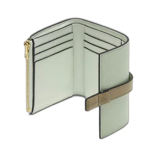 Small vertical wallet in soft grained calfskin