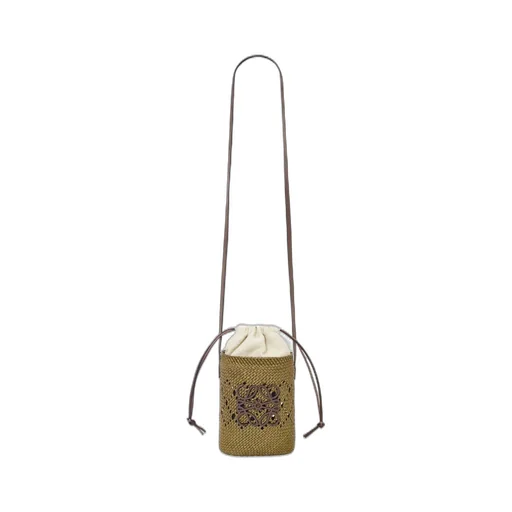 Anagram Ajouré square pocket in iraca palm and classic calfskin