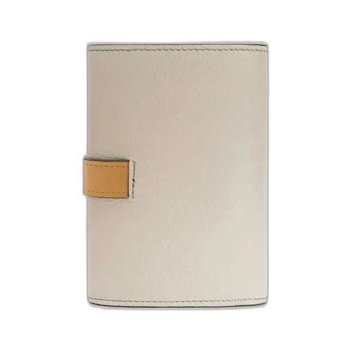 Small vertical wallet in soft grained calfskin