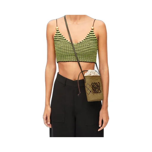Anagram Ajouré square pocket in iraca palm and classic calfskin