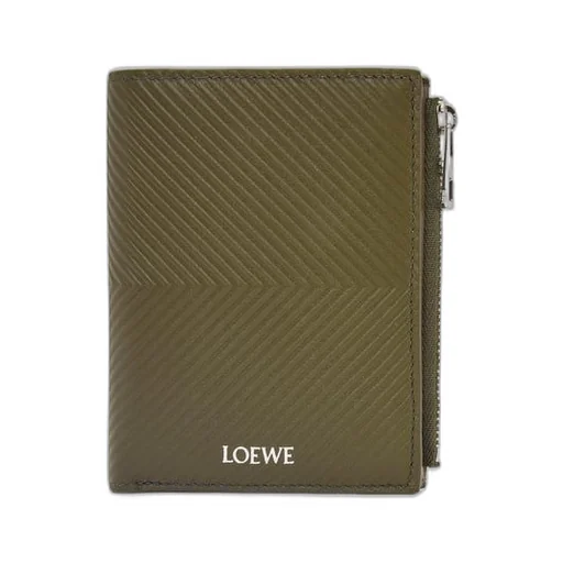 Slim compact walllet in textured classic calfskin