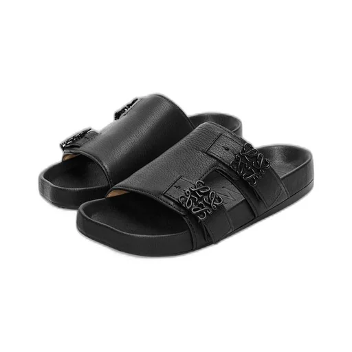 Ease slide in goatskin