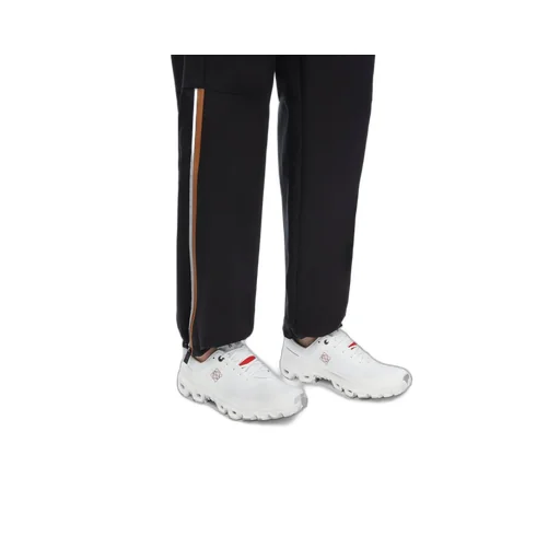 Cloudventure sneaker