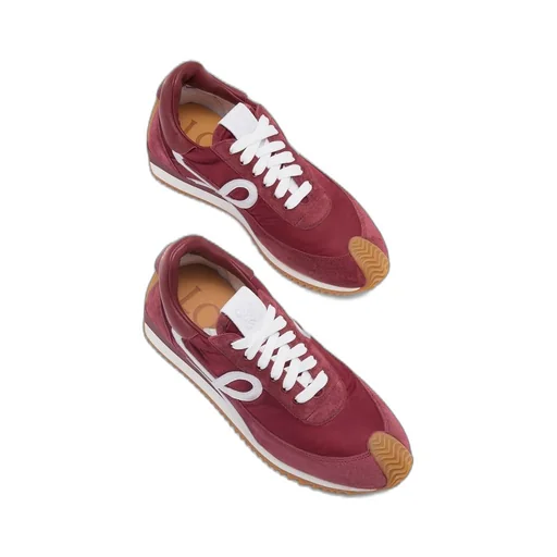 Flow Runner in nylon and suede