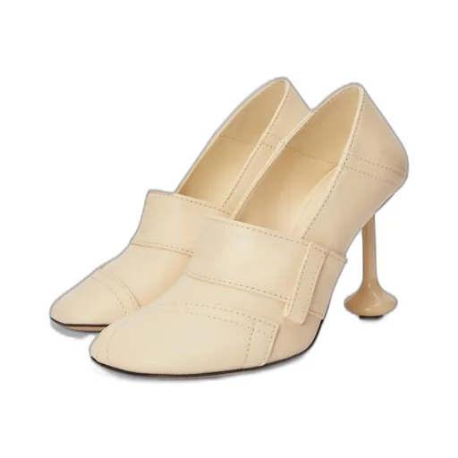 Toy Petal-Shaped Toe Pumps