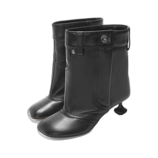 Toy-ankle bootie in lambskin