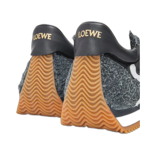 Flow Runner in nylon and brushed suede