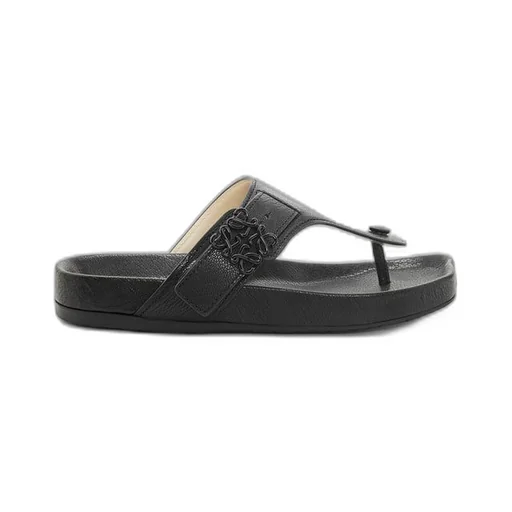 Anagram ease sandal in kidskin