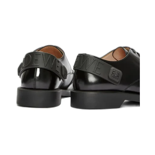 Derby shoe in rubber and brushed-off calfskin