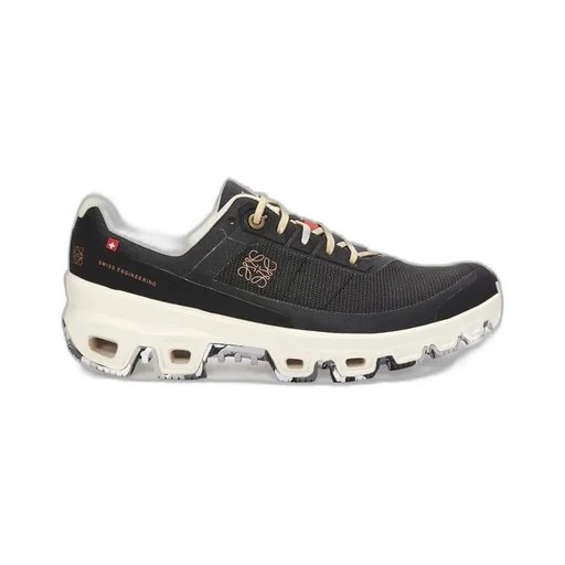 Cloudventure running shoe