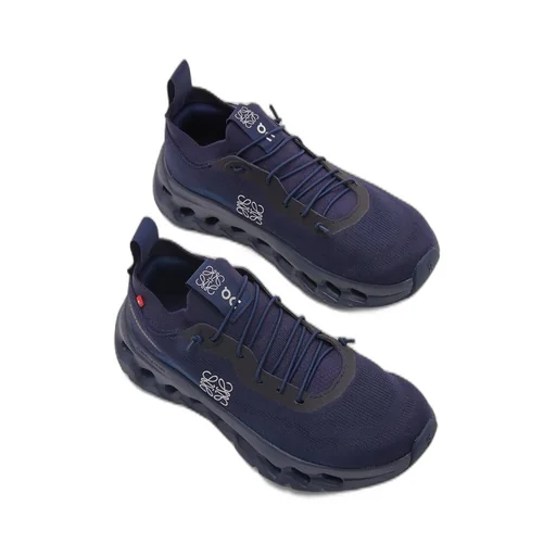 Cloudtilt sneaker