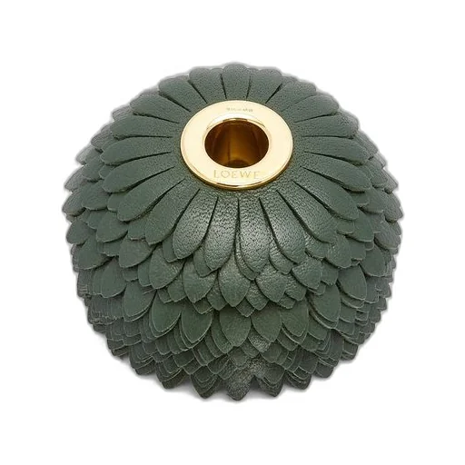 Flower charm in calfskin and brass