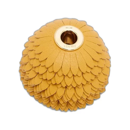 Flower charm in calfskin and brass