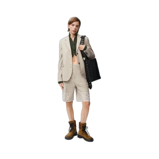 Anagram shorts in wool