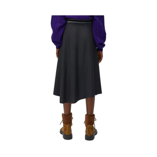 Asymmetric skirt in wool
