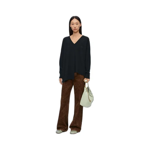 Asymmetric sweater in cashmere
