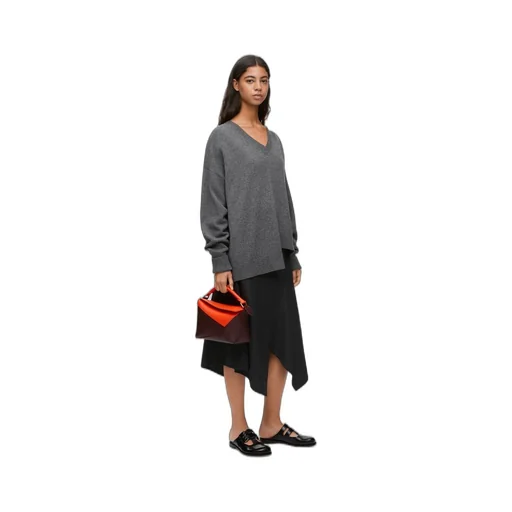 Asymmetric sweater in cashmere