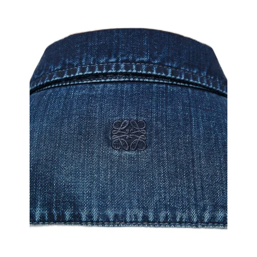 Pleated shirt in denim