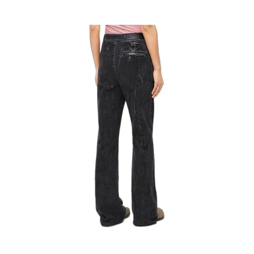 Bootleg jeans in denim