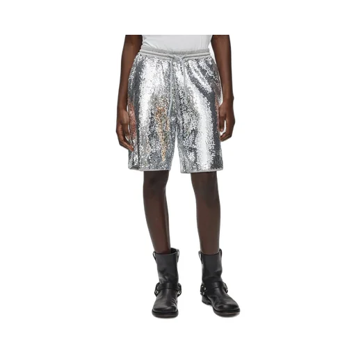 Shorts in sequins