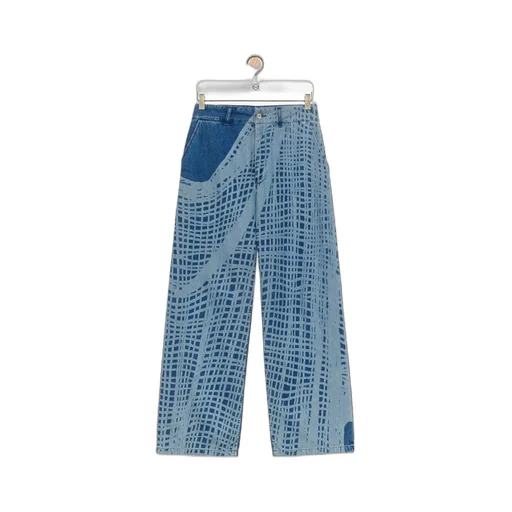 Baggy jeans in denim