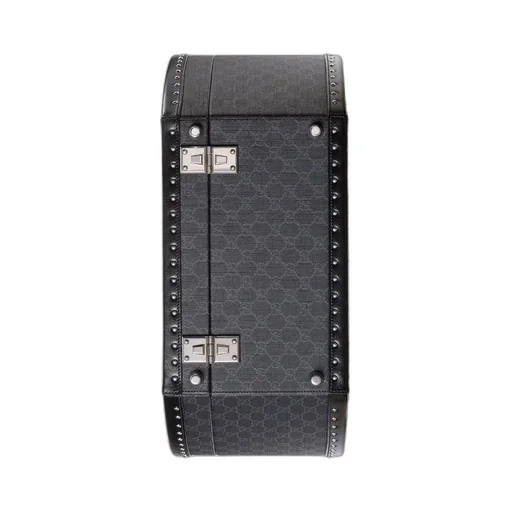 GG hat case