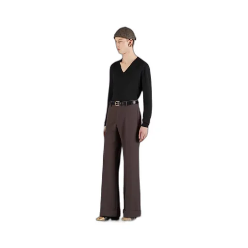 Wool knit V-neck jumper