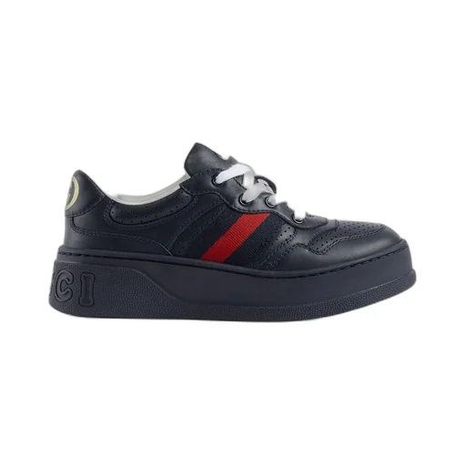Children's trainer with Web