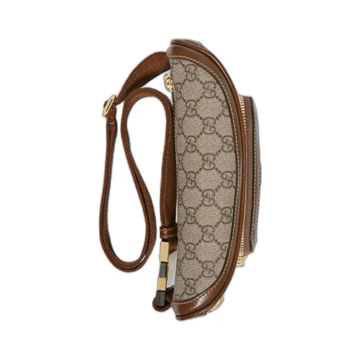 Belt bag with Interlocking G